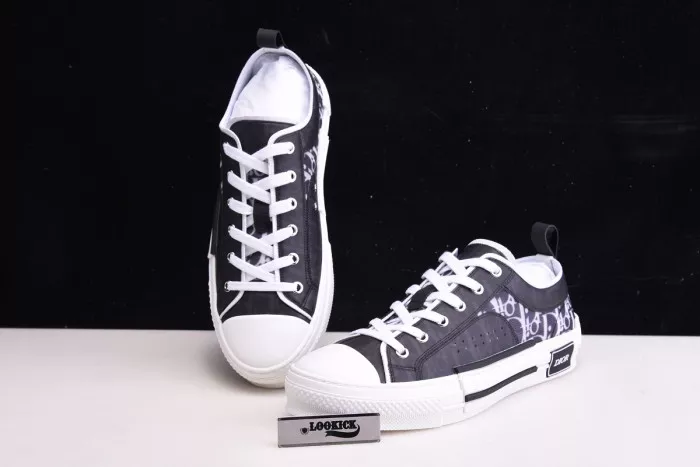 Bmlin Shoes DR B23 Low Top Oblique Sneaker Black & White 0118