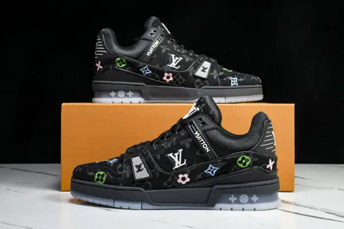 Bmlin Shoes LV TRAINER SNEAKER 24111502 0128