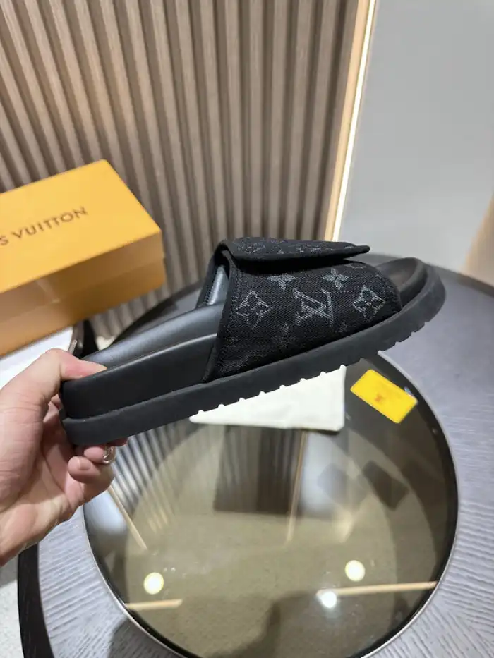 Bmlin LV Miami Mule 24052705 0128